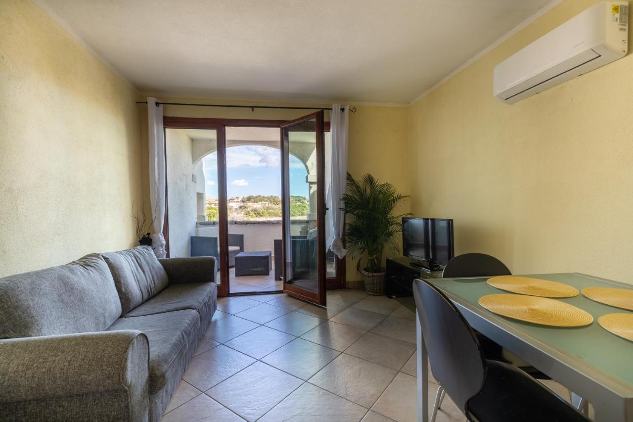 Vista Mare Apartment 4 Olbia Bagian luar foto
