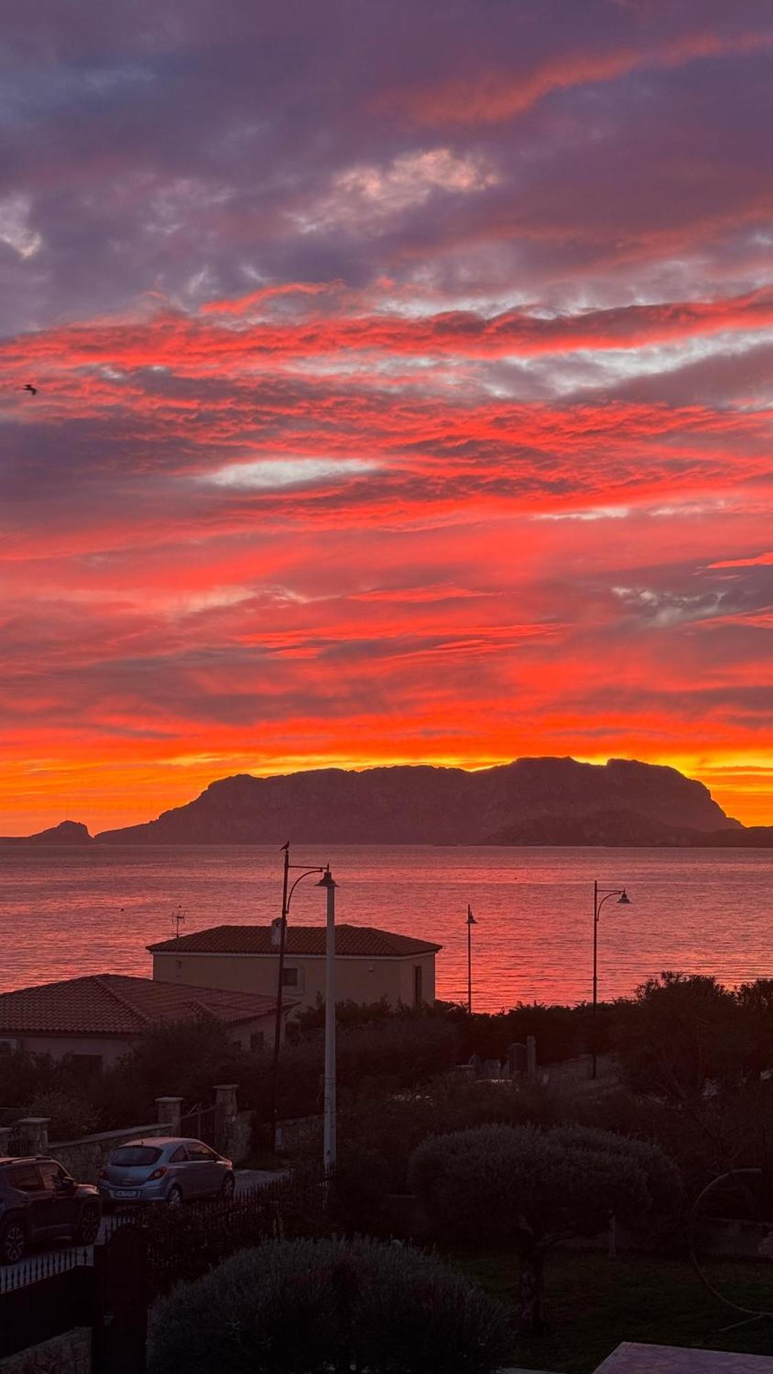 Vista Mare Apartment 4 Olbia Bagian luar foto